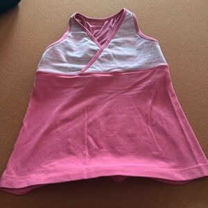 Lululemon yoga tops